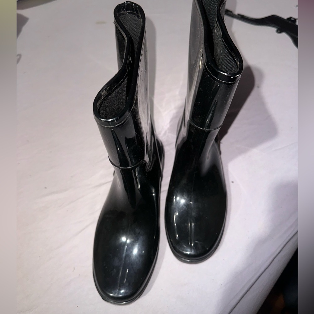 Black Rain Boots